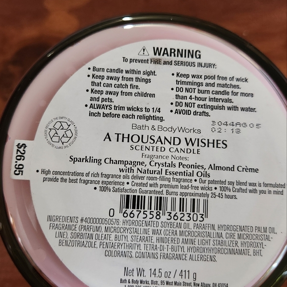 Bath and Body Works 3 wick candle - Picture 2 of 2